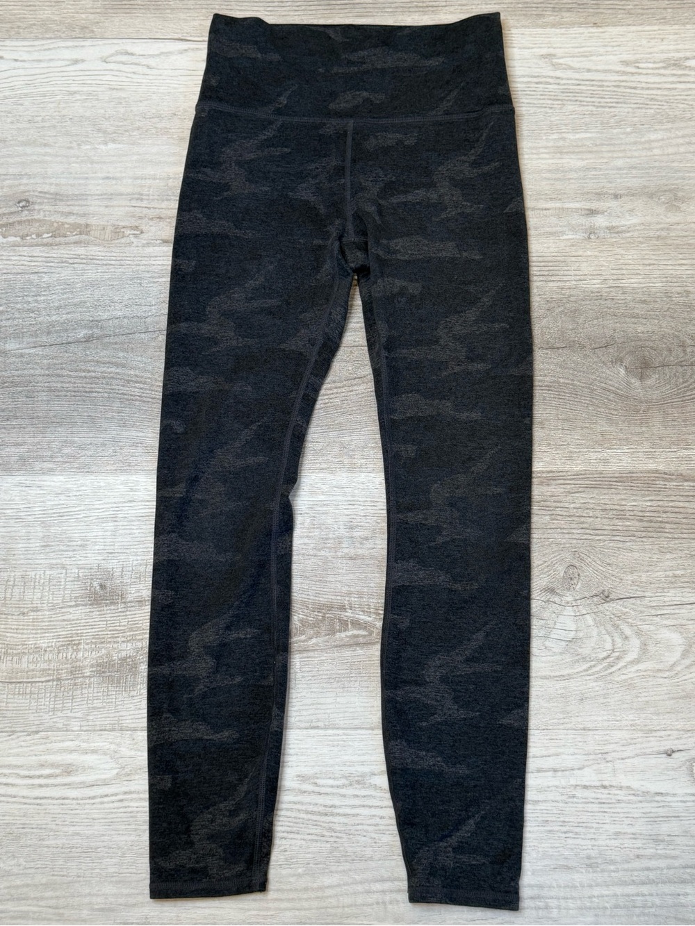 Vuori Clean Elevation High Rise Legging Black Camo VW409 Size XS